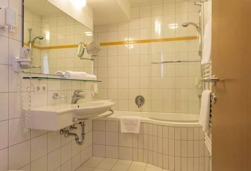 山の見えるジュニアスイート, All Inclusive Hotel Lohmann