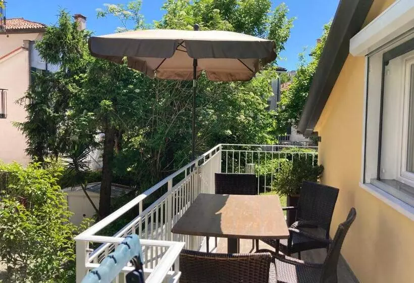 آپارتمان 1 خوابه با چشم‌انداز باغ, Oasis Lagoon Estate