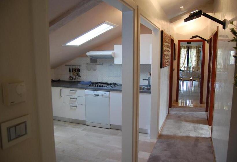 Апартаменты 3 Спальни, Oasis Lagoon Estate