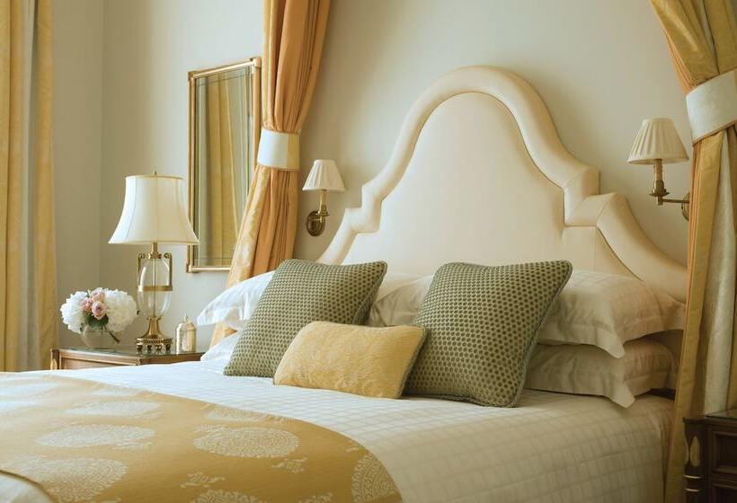 프리미엄 스위트, Four Seasons Hotel Lion Palace St. Petersburg