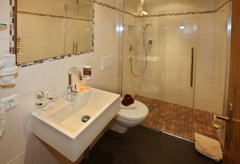 غرفة قياسية, Apart Tuxertal