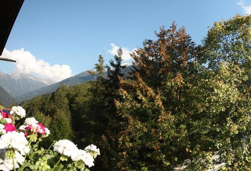 غرفة قياسية فردية, Apart Tuxertal