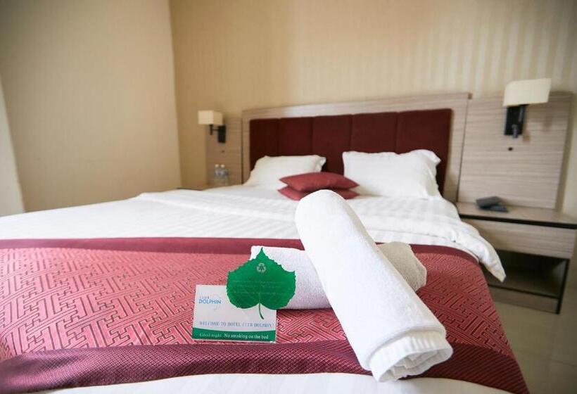 اتاق استاندارد با تخت بزرگ, Dolphin Hotel, Chow Kit Kuala Lumpur