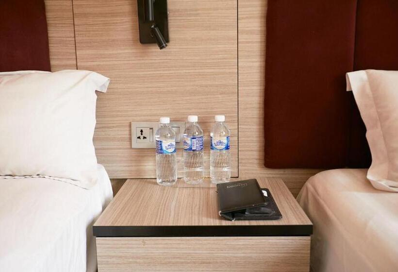 اتاق خانواده اجرایی, Dolphin Hotel, Chow Kit Kuala Lumpur