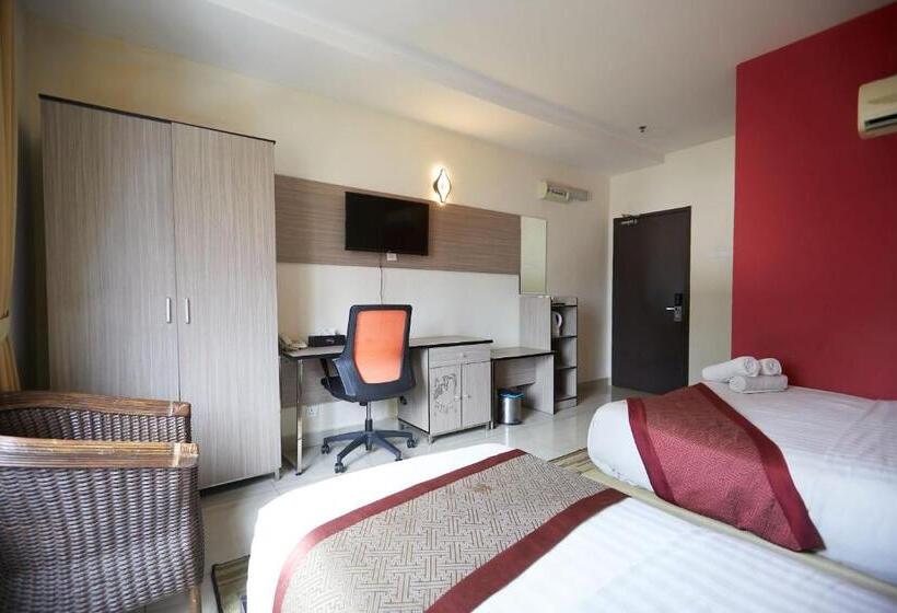 اتاق خانواده اجرایی, Dolphin Hotel, Chow Kit Kuala Lumpur