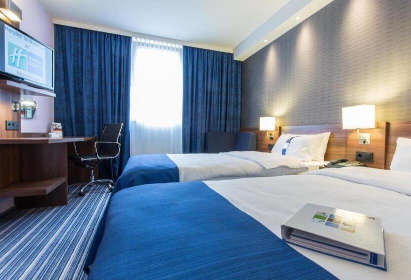Номер Стандарт, Holiday Inn Express Neunkirchen, An Ihg