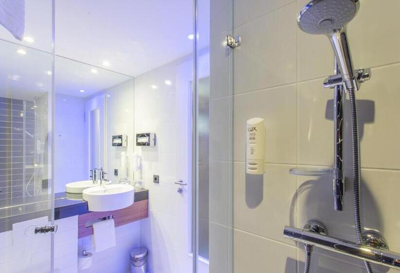 Quarto Estandar, Holiday Inn Express Neunkirchen, An Ihg