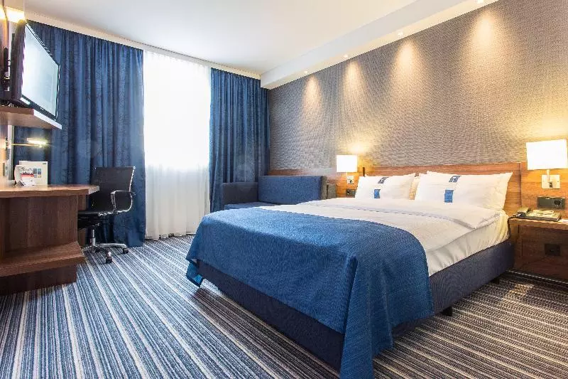 身障者適用スタンダードルーム, Holiday Inn Express Neunkirchen, An Ihg