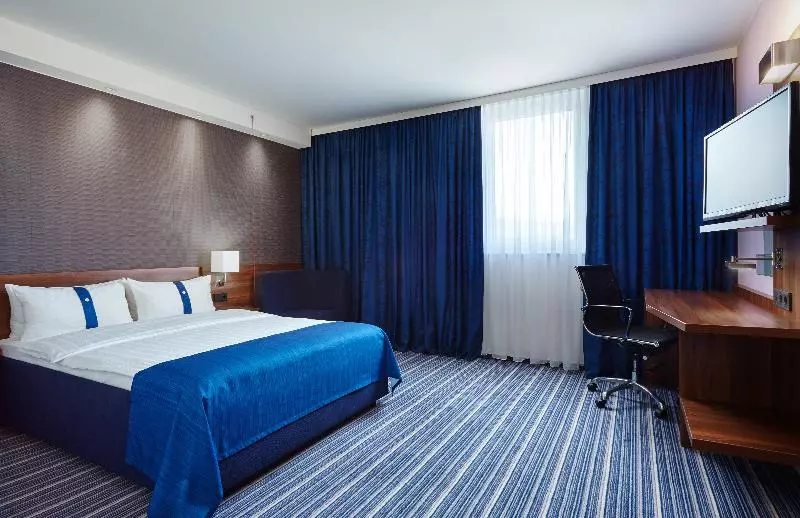身障者適用スタンダードルーム, Holiday Inn Express Neunkirchen, An Ihg