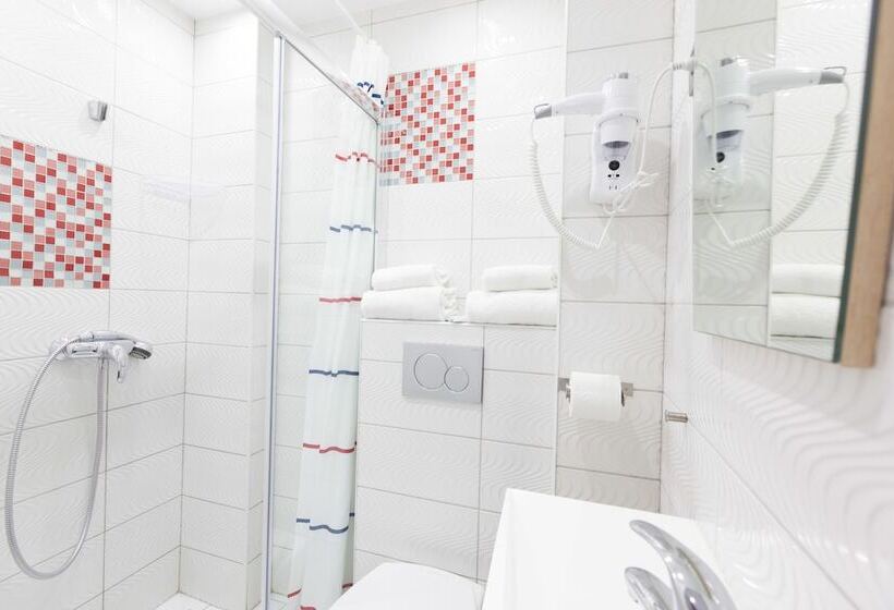 스탠다드 룸, Phenix