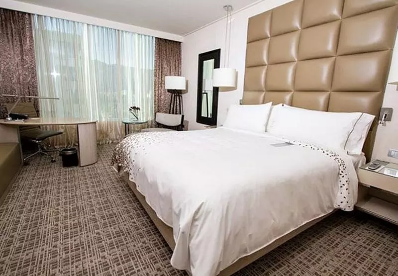 اتاق استاندارد, Renaissance Santiago By Marriott