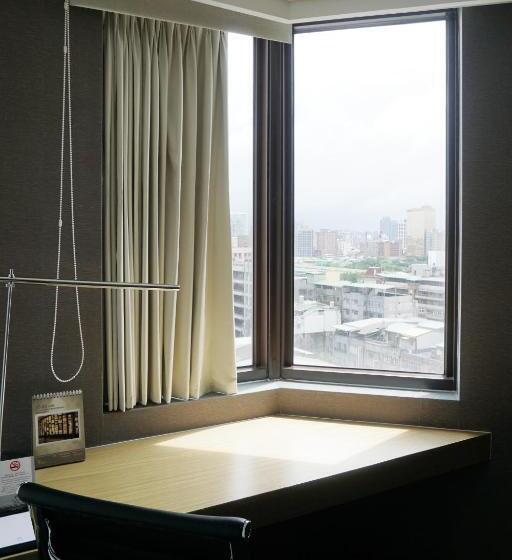 اتاق لوکس, Royal Inn Taipei Linsen Huashan 1914 Creative Park