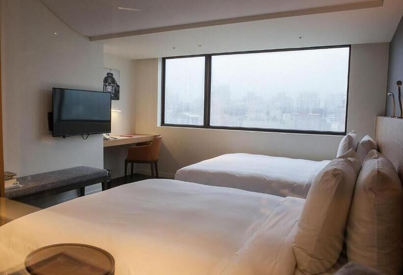 اتاق خانوادگی, Royal Inn Taipei Linsen Huashan 1914 Creative Park