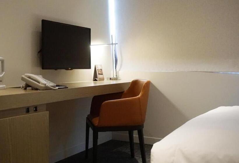 اتاق استاندارد, Royal Inn Taipei Linsen Huashan 1914 Creative Park
