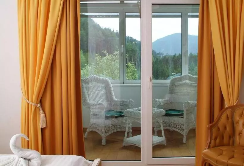 テラス付きジュニアスイート, Schloss Hotel Fernsteinsee