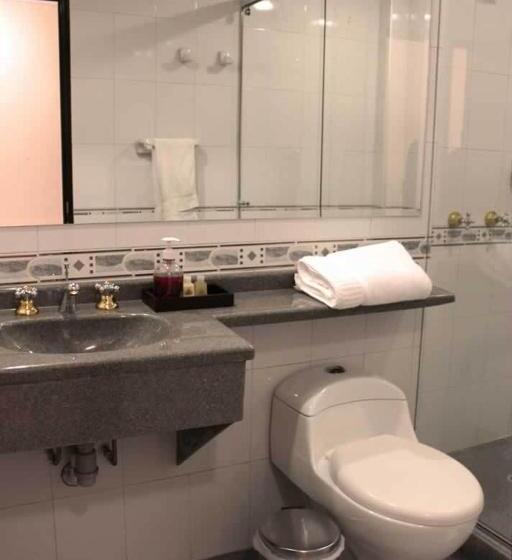 标准三人间, Splendor By Friends Company