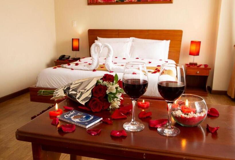 小型套房, Splendor By Friends Company