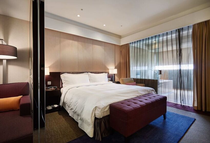 سوییت جونیور, The Tango Hotel Taipei Xinyi