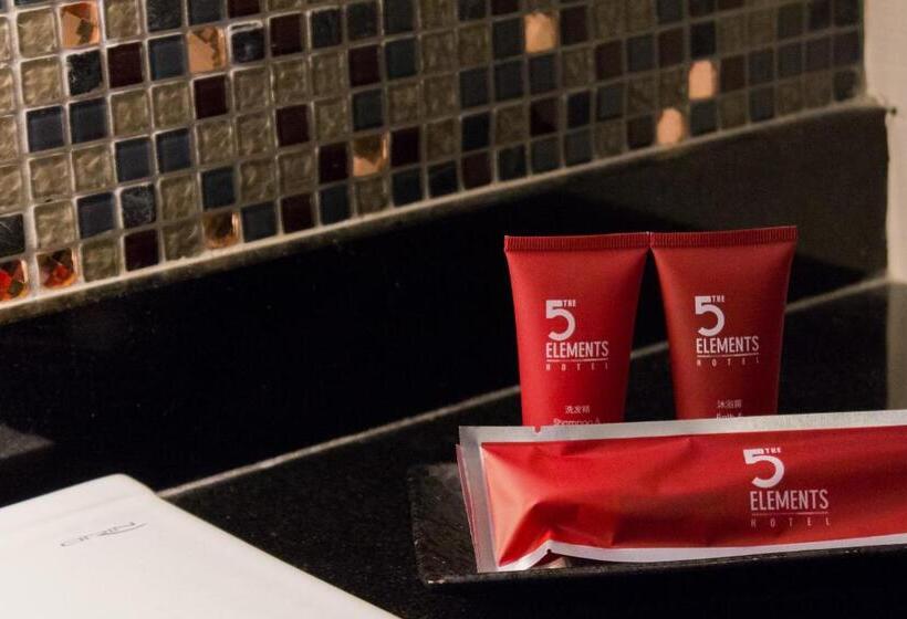 اتاق لوکس, The 5 Elements