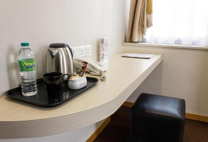 اتاق استاندارد یک نفره, The 5 Elements