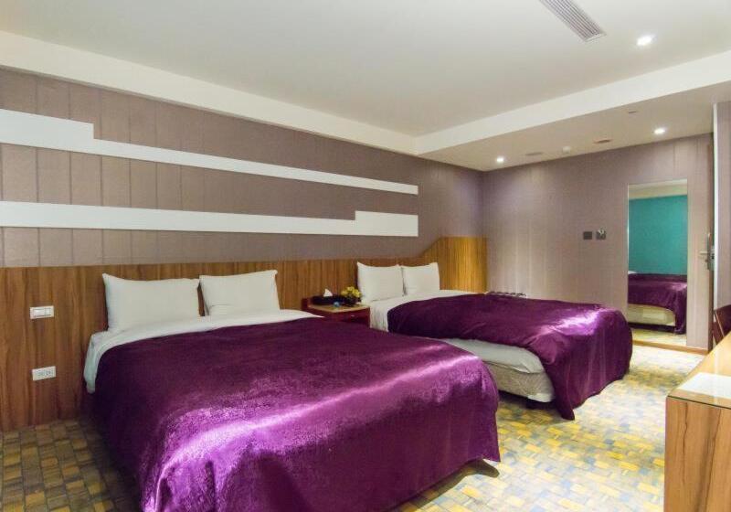 スタンダードトリプルルーム, Ximen