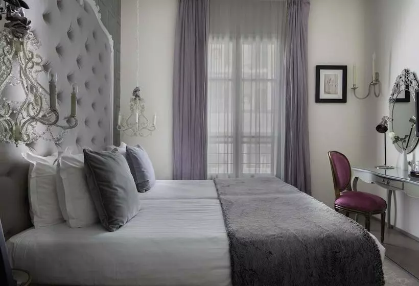 Chambre Supérieure, Le 123 Sebastopol  Astotel