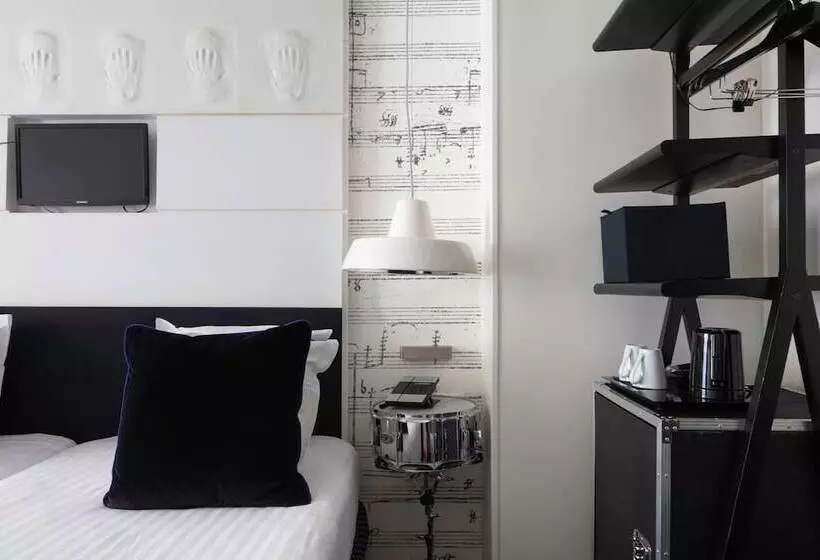 Chambre Standard, Le 123 Sebastopol  Astotel
