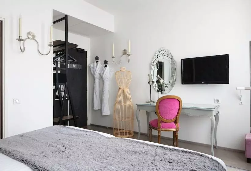 Chambre Standard, Le 123 Sebastopol  Astotel