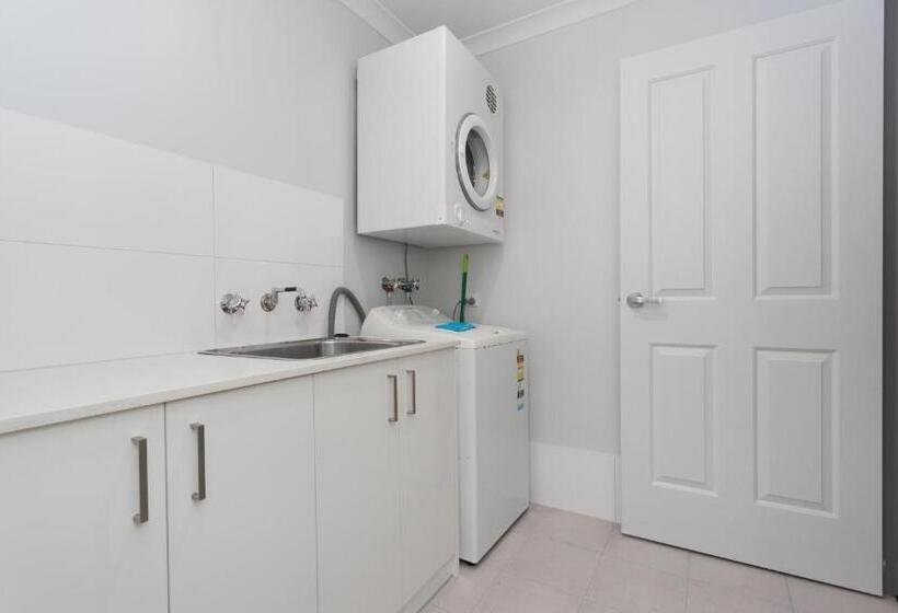 Апартаменты 2 Спальни, Quality Apartments Banksia Albany