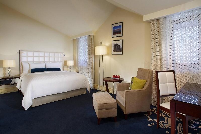 غرفة قياسية سرير كينج, Tsaghkadzor Marriott