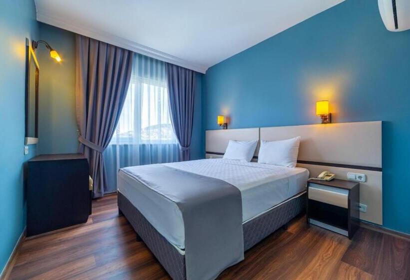 Quarto Estandar Individual, Royalisa City Apart