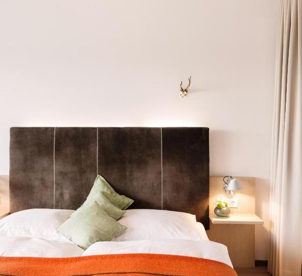 Полулюкс, Das Traunsee   Das Hotel Zum See