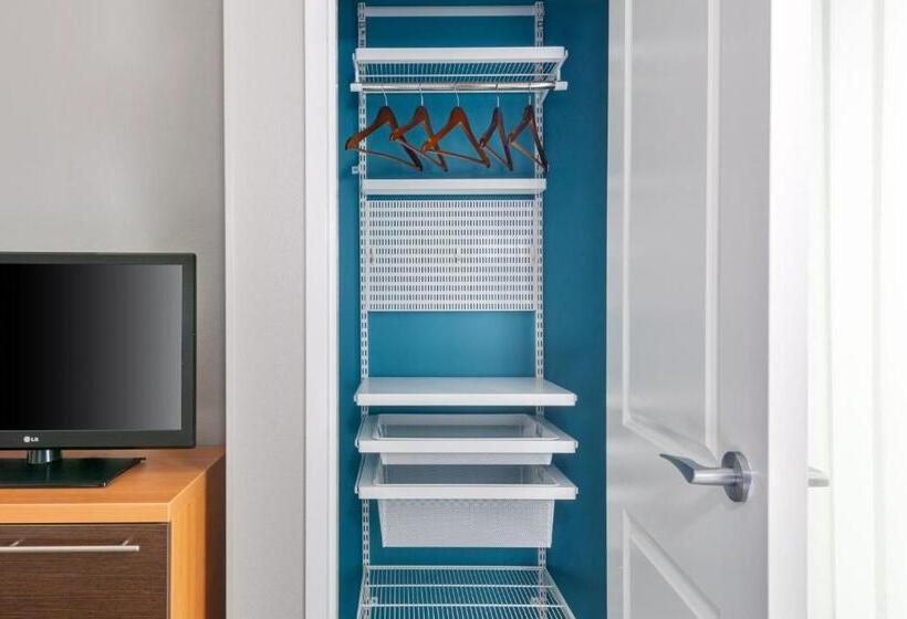 带2个卧室的套房, Towneplace Suites Buffalo Airport