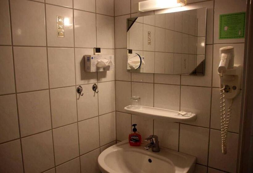 Quarto Estandar Individual, Gasthof Zum Weissen Lamm