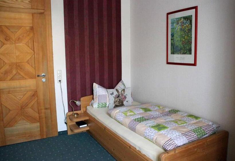 Quarto Estandar Individual, Gasthof Zum Weissen Lamm