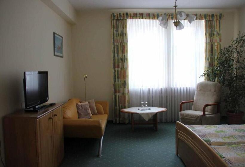 Четырехместный Номер Стандарт, Gasthof Zum Weissen Lamm