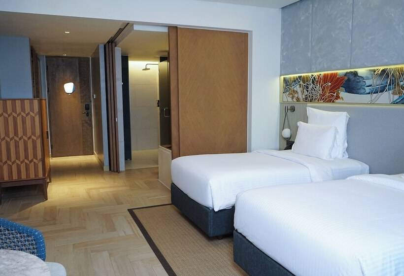 豪华海景房带阳台, Pullman Lombok Merujani Mandalika Beach Resort