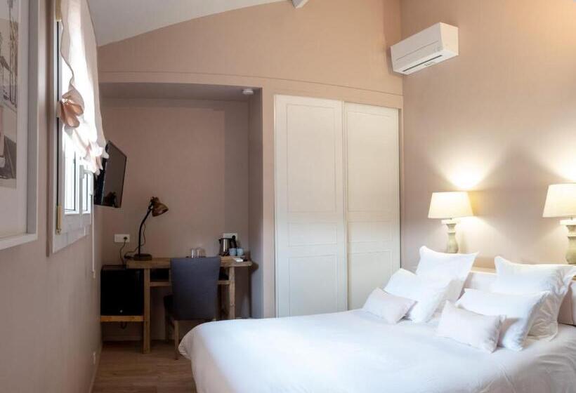 غرفة قياسية مطلة على الجبل, Villa Enara