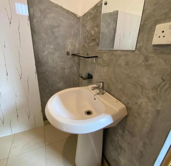 חדר משפחתי, Weligama Imal Guest House