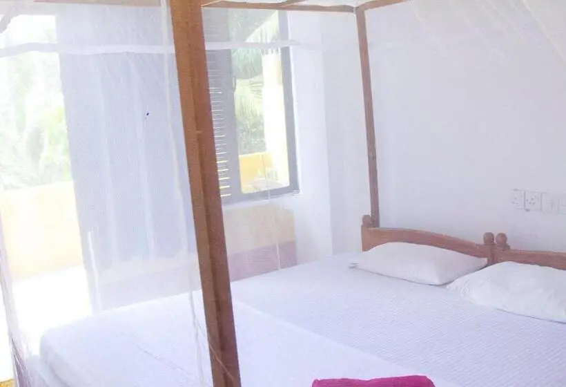 バルコニー付きスタンダードルーム, Weligama Imal Guest House