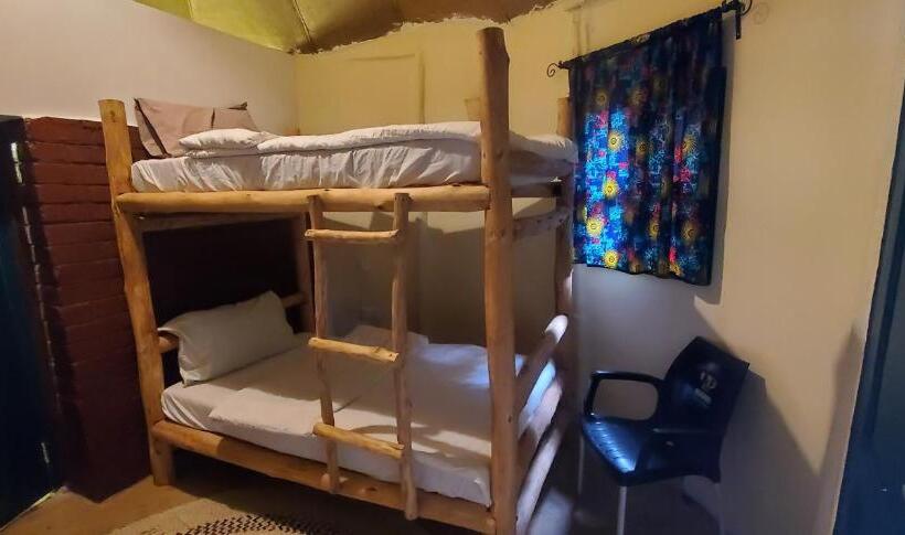 اتاق استاندارد, Kizumba House