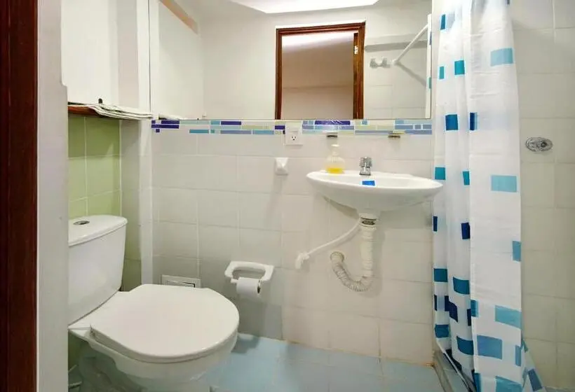 استودیو استاندارد با بالکن, Ding Dong Hostel