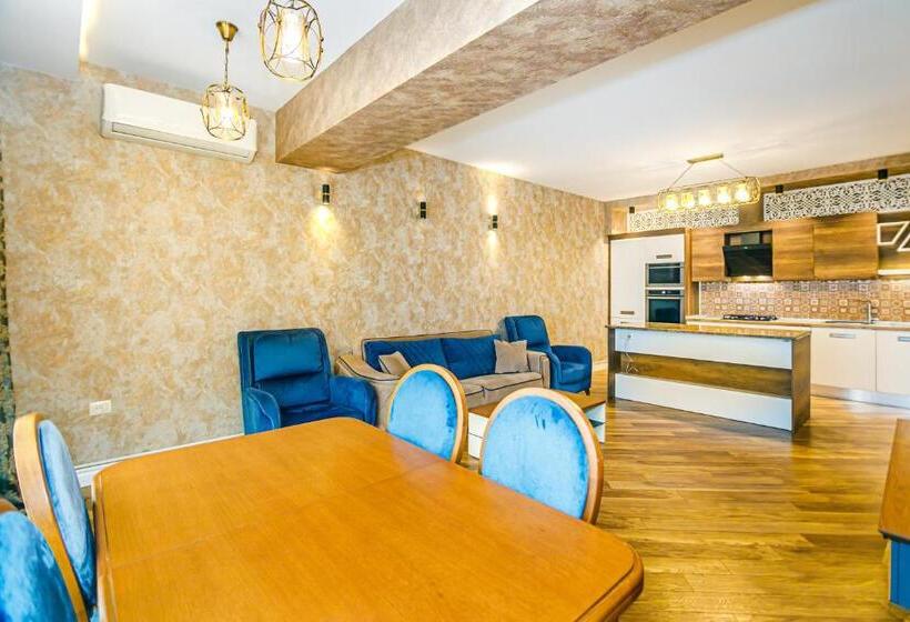 آپارتمان 1 خوابه با چشم‌انداز دریا, Park Azure Residance