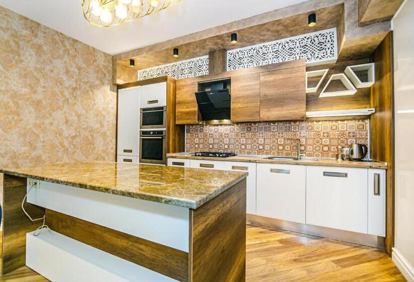 آپارتمان 1 خوابه با چشم‌انداز دریا, Park Azure Residance