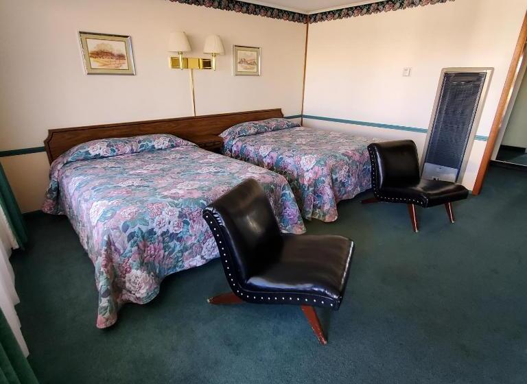 غرفة قياسية رباعية, Robin Hood Motel