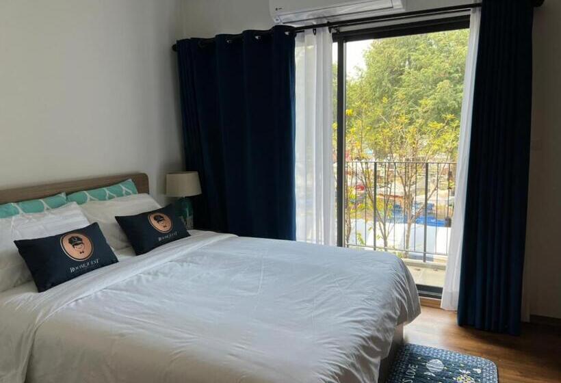 استودیوی استاندارد, Roomquest Hua Hin Lahabana