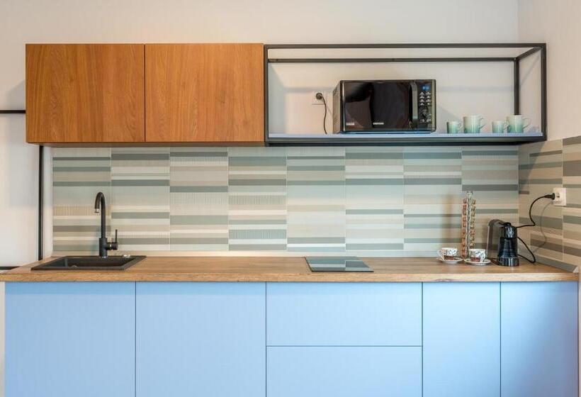 استودیو استاندارد با بالکن, Sarmihouse