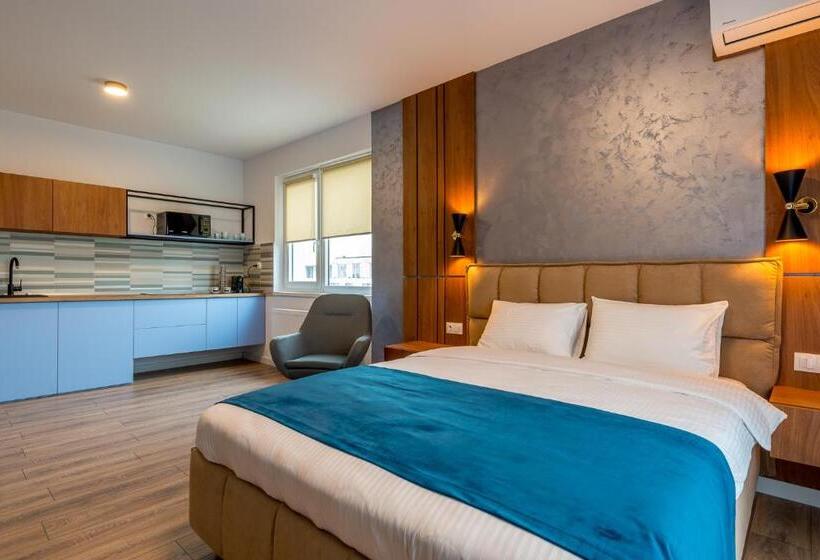 استودیو استاندارد با بالکن, Sarmihouse