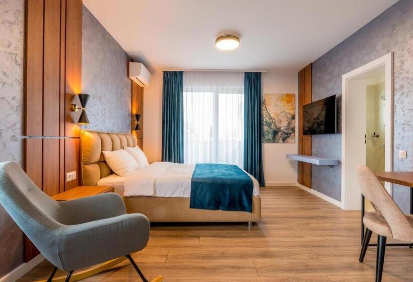 استودیو استاندارد با بالکن, Sarmihouse