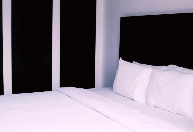 Classic Room, Capitol
